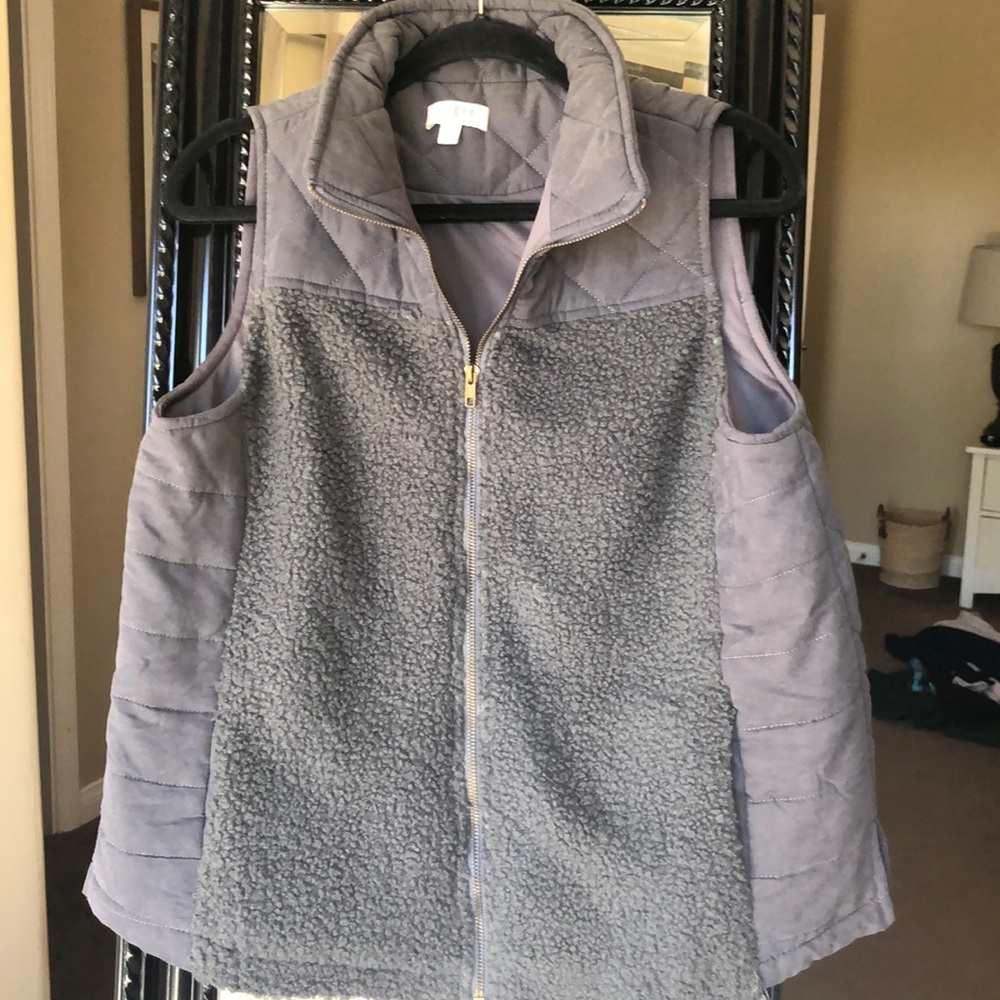 Umber outdoor vest